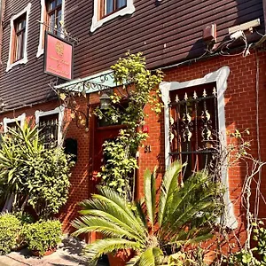 ahmet-efendi-evi.istanbul-turkeyhotels.com/